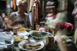 Geburtstagfeiern mit laotischen Grenzpolizisten